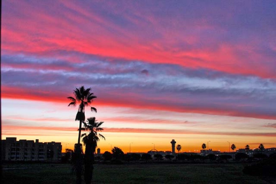 sunriseatlax.jpg