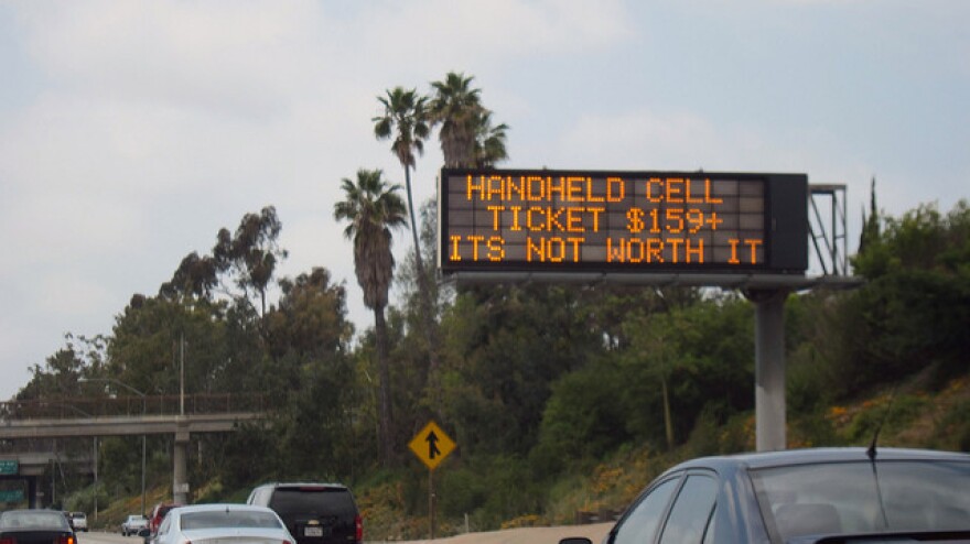 texting_driving.jpg