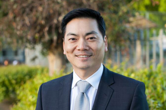 Robert Lee Ahn at the 34th Congressional District Candidate Forum at Eagle Rock High School on Wednesday, Mar. 23, 2017. 