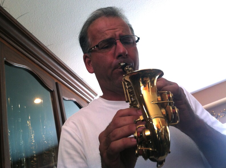 Rob Verdi plays his sopranino saxophone. It's one of the smallest saxophones around.