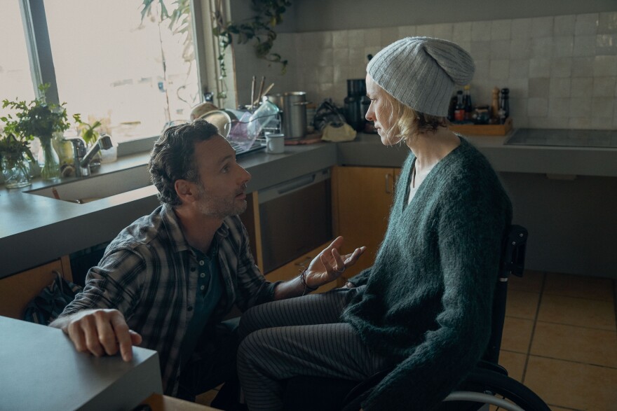 Penguin Bloom (2021): Naomi Watts as Sam Bloom, Andrew Lincoln as Cameron Bloom Cr. Joel Pratley / Netflix