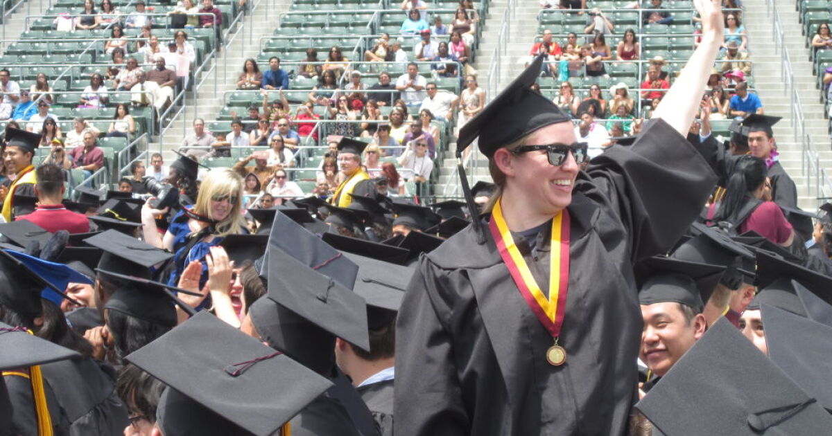 Cal State Dominguez Hills graduates one of largest classes in campus ...