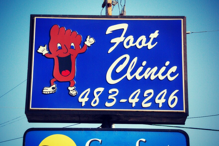 happy_foot.jpg