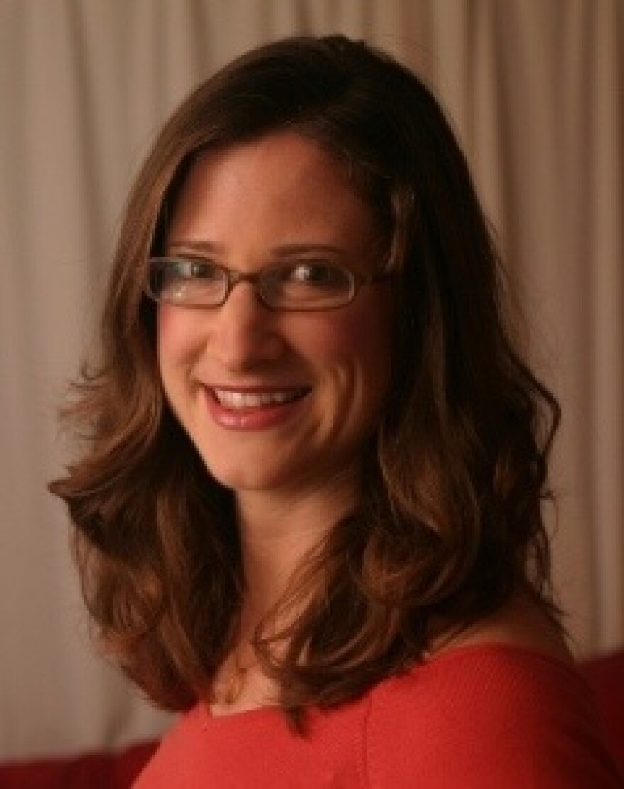 julia-scott-bargainbabe.jpg