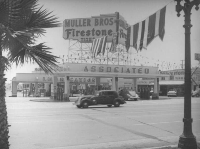 A car drives past the service station.
