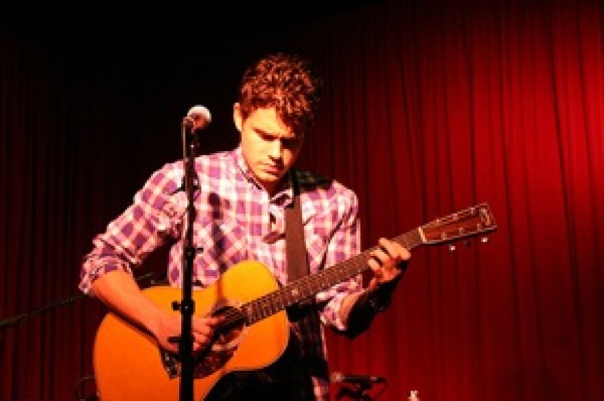 john-mayer-hotel-cafe.jpg