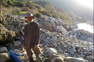 That's panner/instructor Martin, a lifelong Missourian who headed West last year dreaming of a boulder made of gold. He says that he's found gold flakes in the grooves of his boots, and that he wouldn't be surprised to find some in his beard.