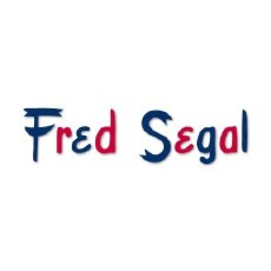 Fred-Segal_FCBBF9F0.jpg