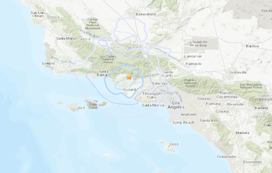 A map shows the location of a 3.9 quake near Santa Paula on a topographical map of the Southern California coast.