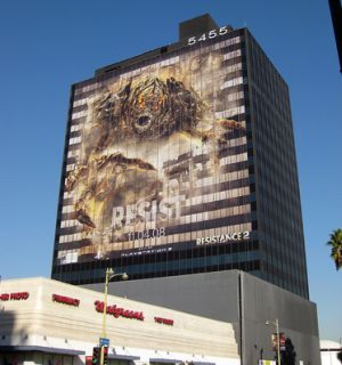 hollywoodsupergraphics.jpg