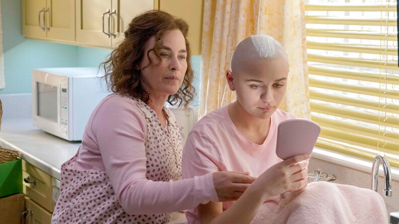 Patricia Arquette (L) and Joey King star as mother-and-daughter in "The Act."