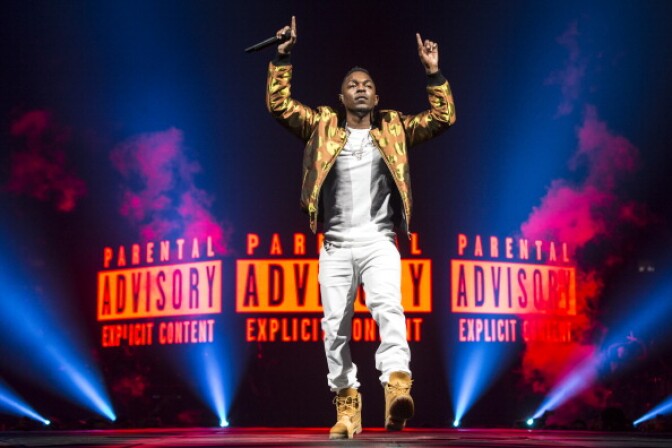 Rapper Kendrick Lamar performs at the Staples Center in 2013
