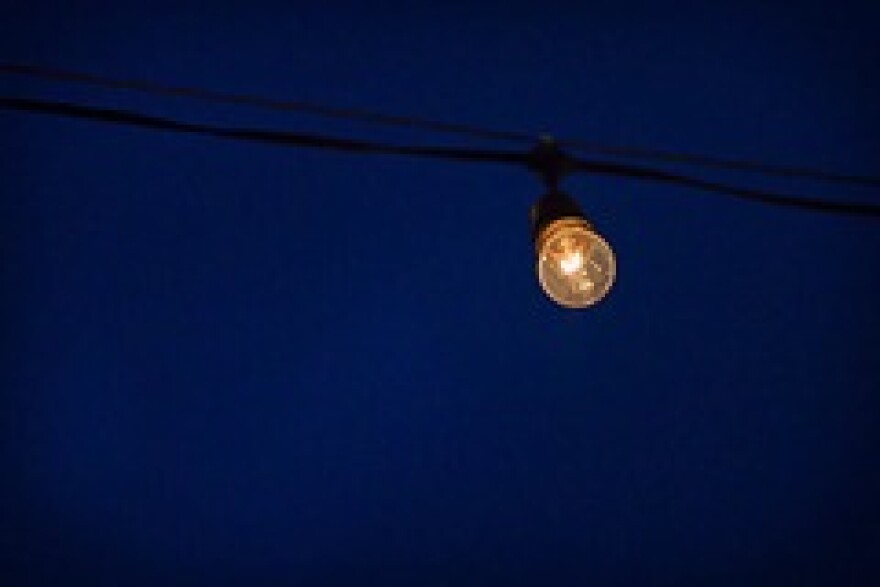 light_bulb.jpg