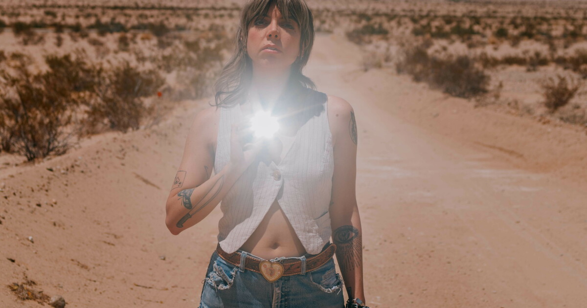 Put In Riff Raff Hurray for the Riff Raff, the rail-riding teen poet who lived to sing ...