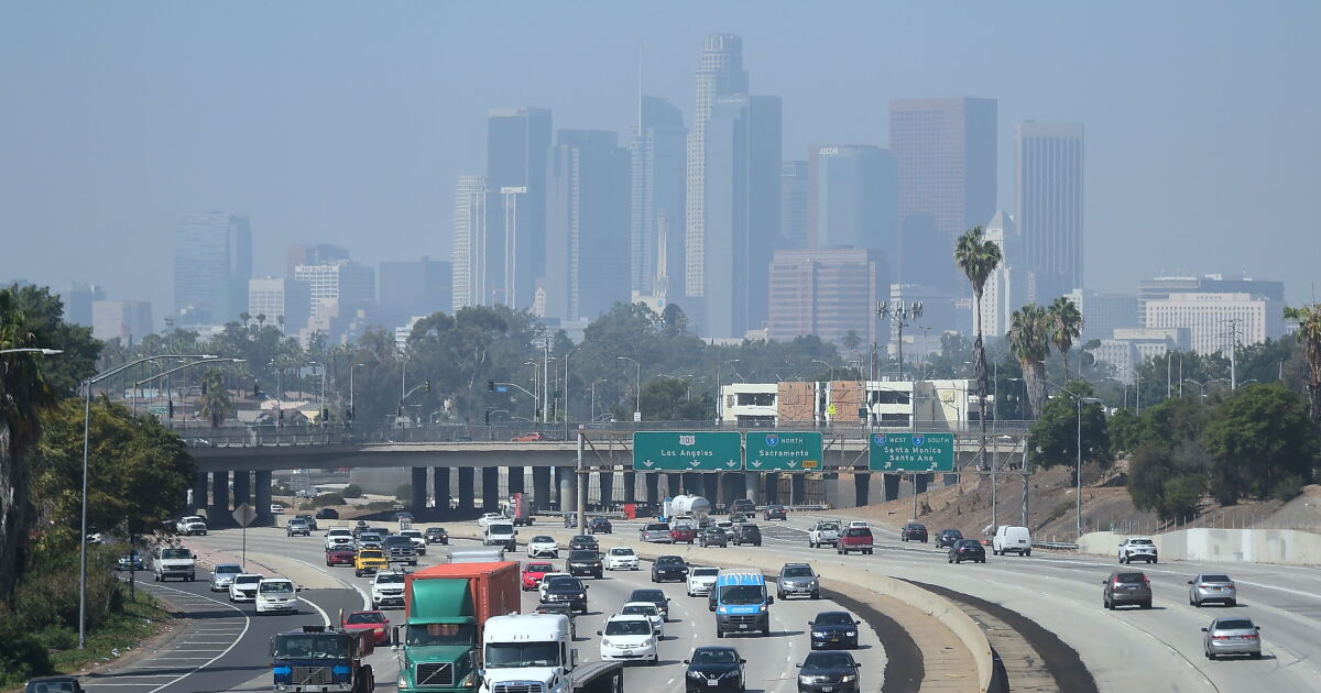 Unveiling the History of LA Smog: From Pollution to Progress in the City of Angels Unveiling the History of LA Smog: From Pollution to Progress in the City of Angels