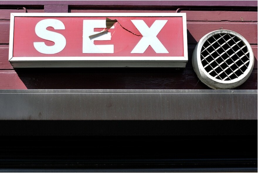 sex_speaker.jpg