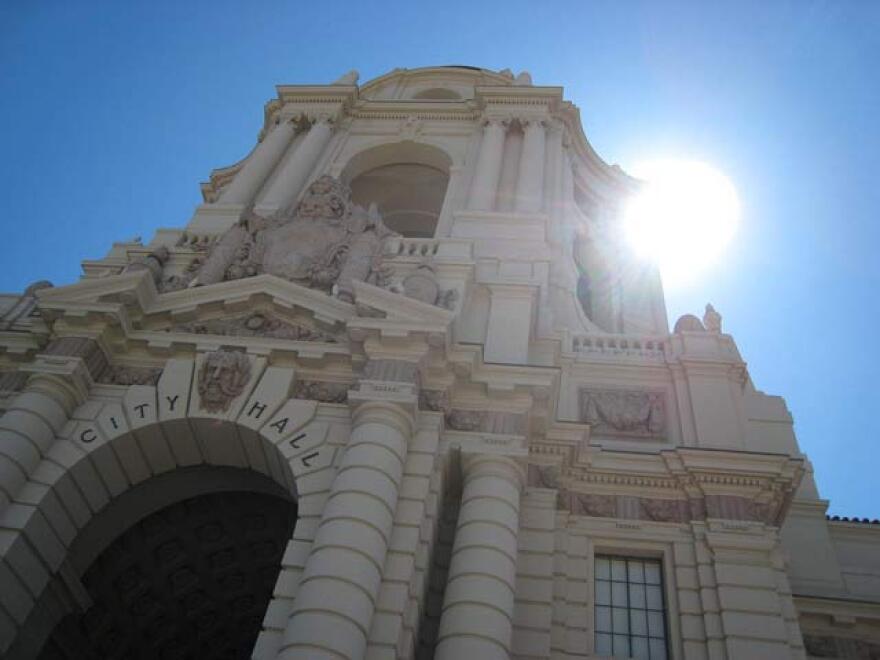 pas-cityhall.jpg