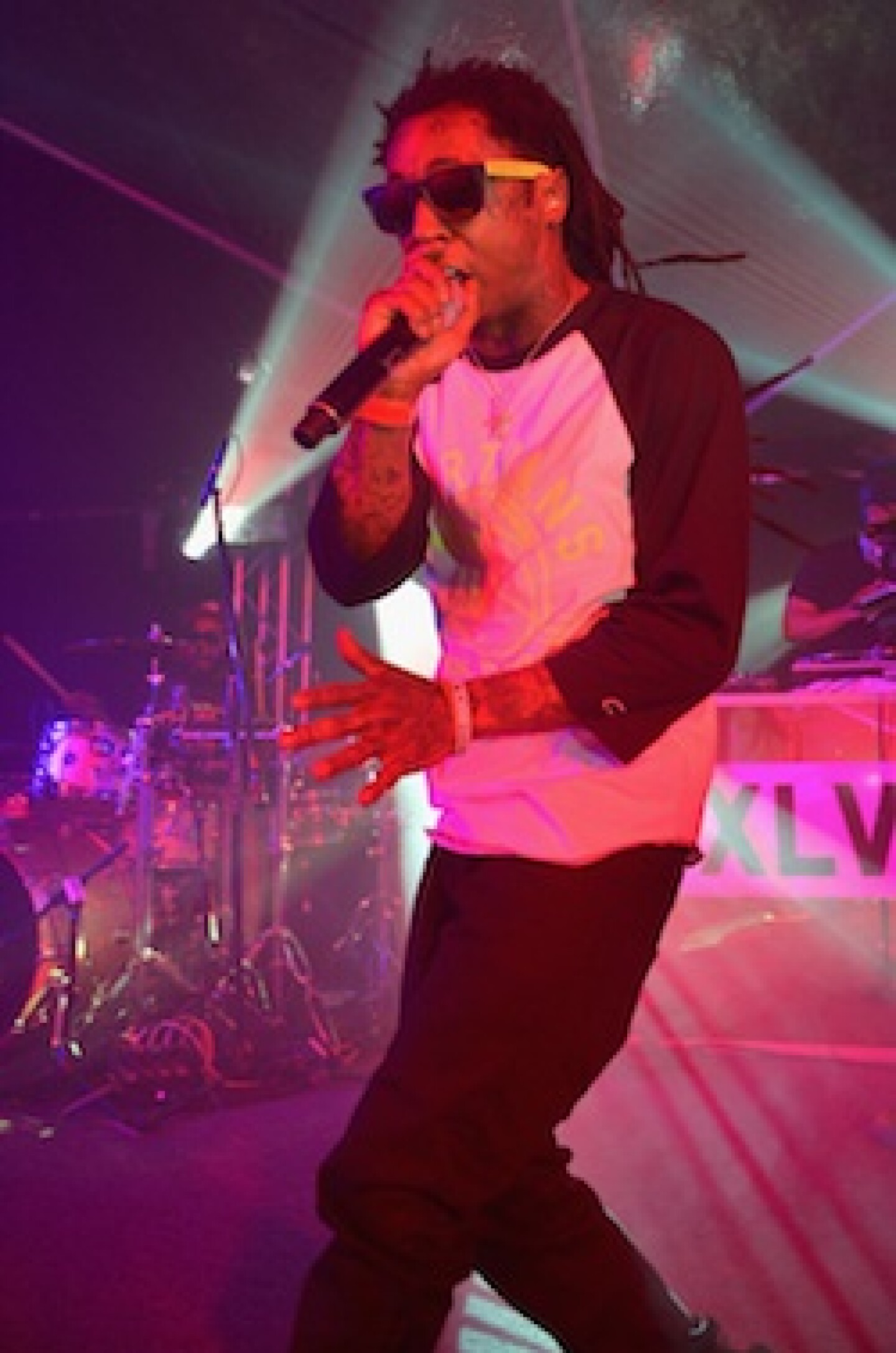 lil_wayne_performing.jpg