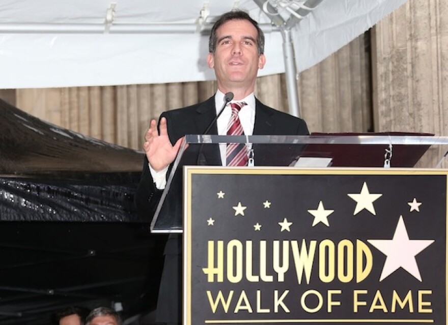 garcetti-walkoffame.jpg