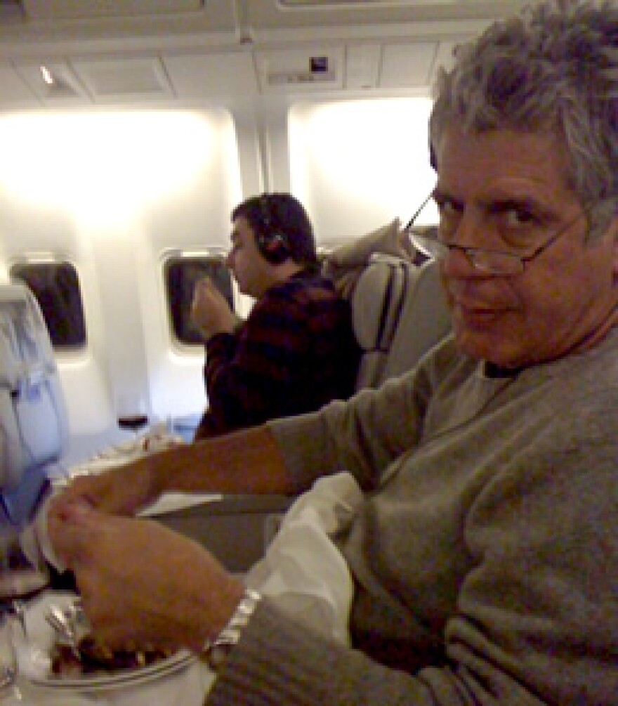 anthony-bourdain-the-layover.jpg