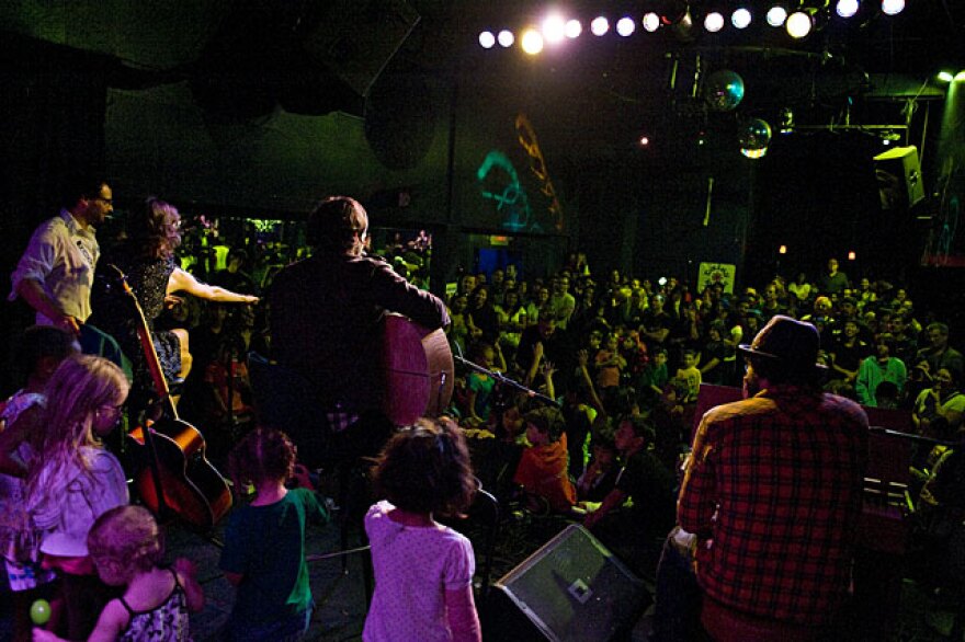 Matt Dwyer with Silversun Pickups
