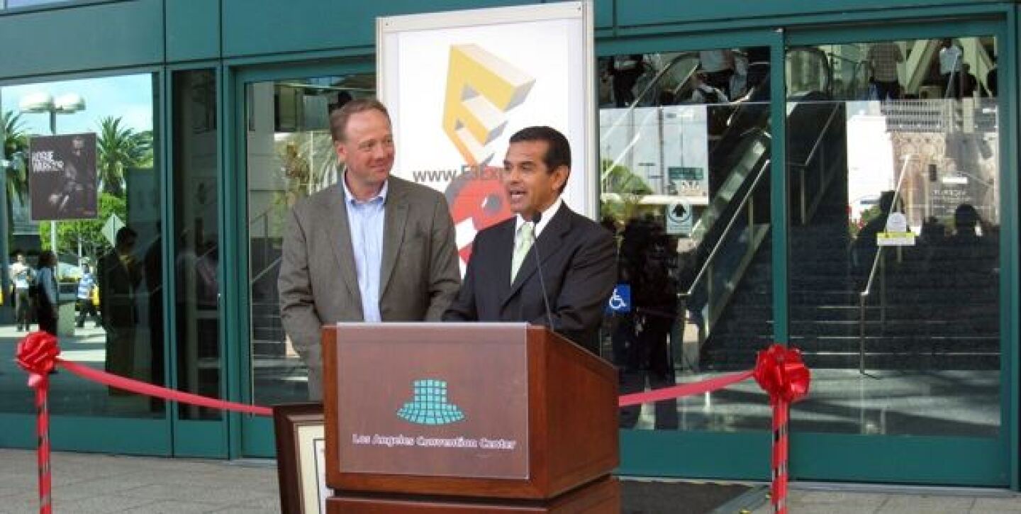 e3-villaraigosa2.jpg