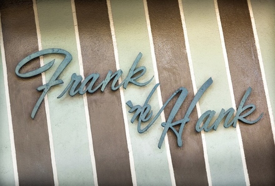 frank_n_hank.jpg