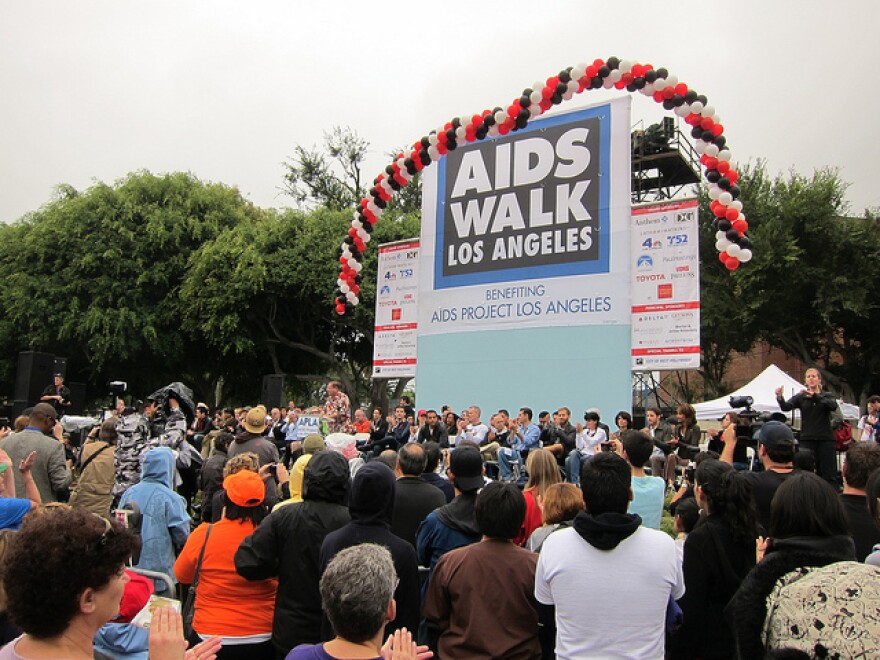 aidswalk.jpg