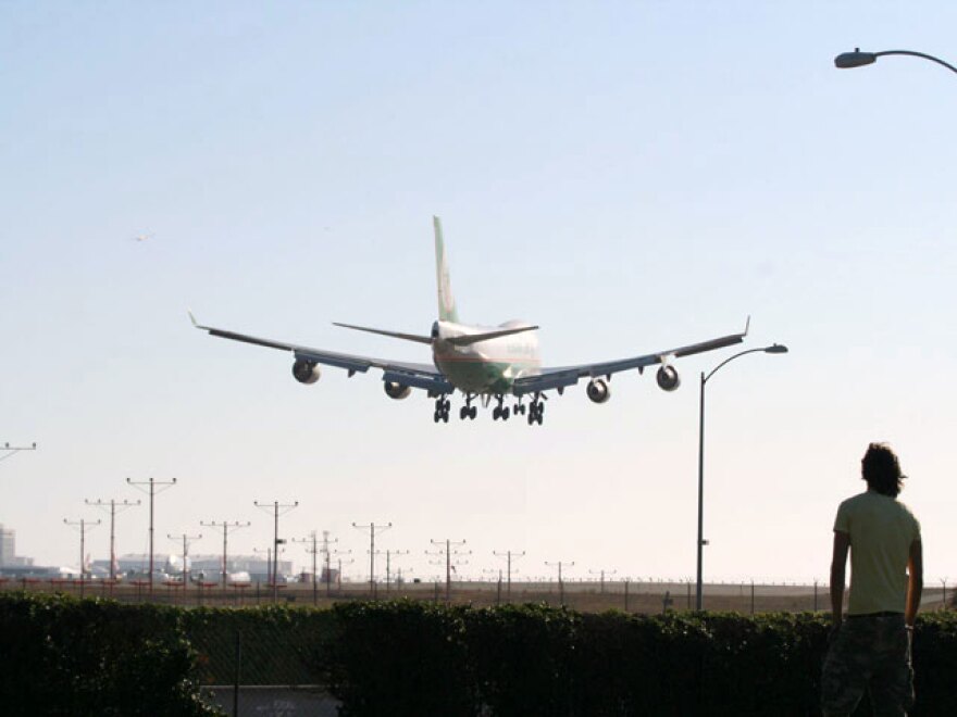 landing-LAX.jpg