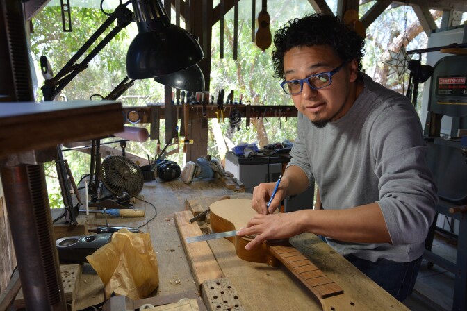 Cesar Castro, a contemporary ‘Son Jarocho’ musician who lives in L.A.