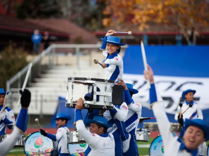 147 youths from El Salvador traveled to Los Angeles to perform in the Rose Parade on January 1st, 2013.