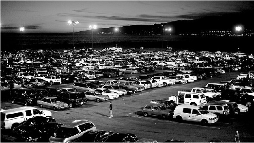 parking_lot_SM_Pier.jpg